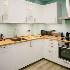 Bbarcelona - Fira Superior Flat